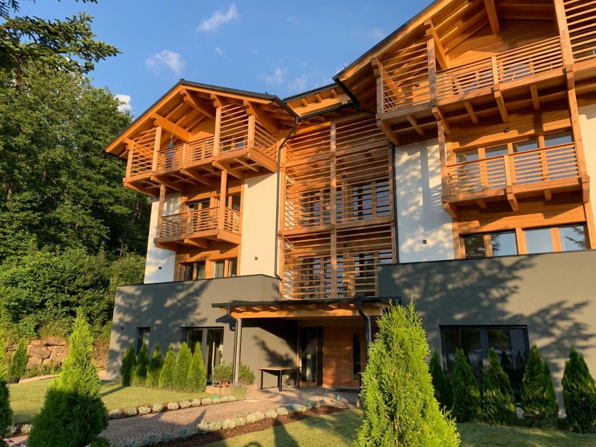 Appartamenti E B&B Casa Ester Baselga di Pinè Exteriör bild